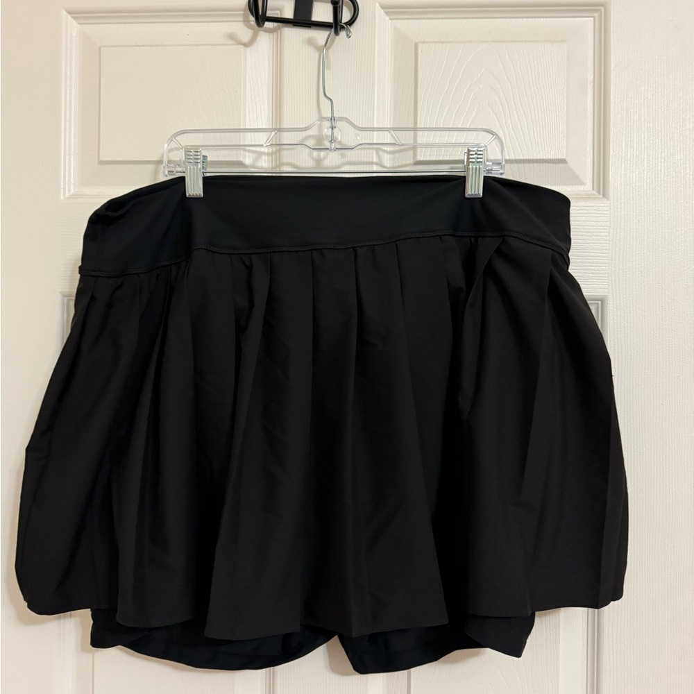 Old Navy Black Active Skort